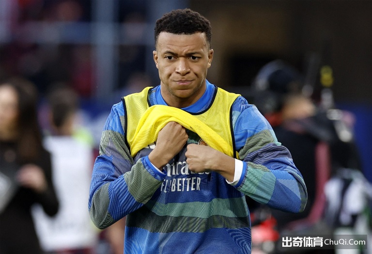 斯特林力挽,狂澜,曼城,彩娱乐,在线娱乐平台,体育互动平台,便捷娱乐服务,娱乐网站推荐